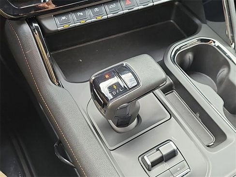 Used 2024 GMC Sierra 1500 AT4 w/ Technology Package image 14