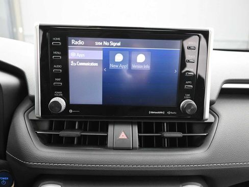 Used 2021 Toyota RAV4 XLE w/ Convenience Package image 16