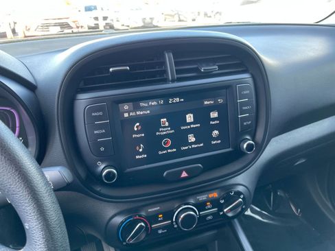 Used 2025 Kia Soul LX w/ LX Technology Package image 20