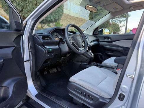 Used 2016 Honda CR-V EX image 9