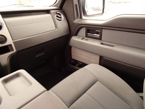 Used 2013 Ford F150 XLT w/ Luxury Equipment Group image 22