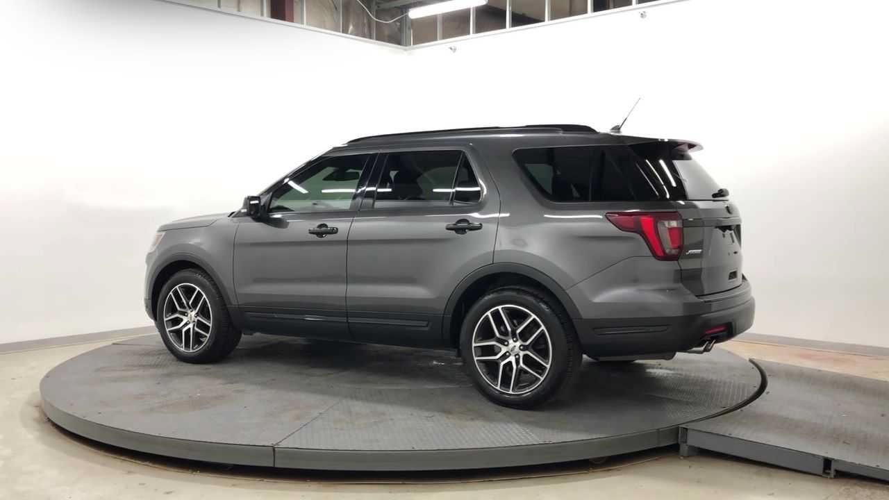 Used 2018 Ford Explorer Sport w/ Equipment Group 401A AWD/4WD image 9