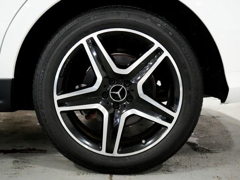 Used 2019 Mercedes-Benz GLE 43 AMG 4MATIC w/ Premium 2 Package image 25