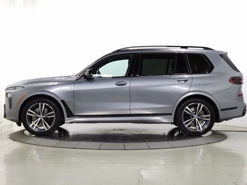Used 2025 BMW X7 M60i AWD/4WD image 5