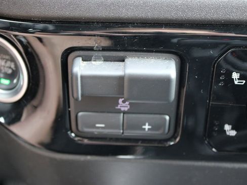 Used 2024 Chevrolet Silverado 1500 RST w/ Protection Package image 32