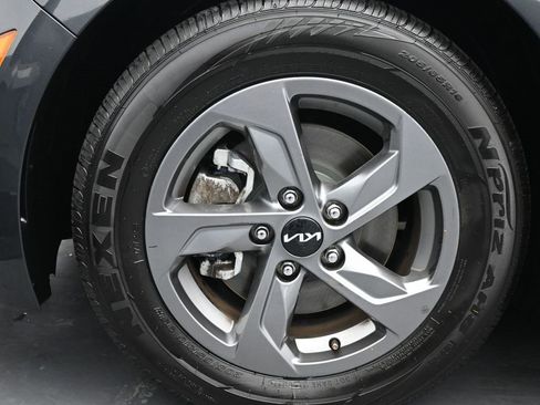 Used 2023 Kia K5 LXS image 14