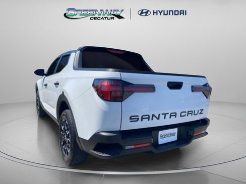 Certified 2024 Hyundai Santa Cruz SEL FWD image 4