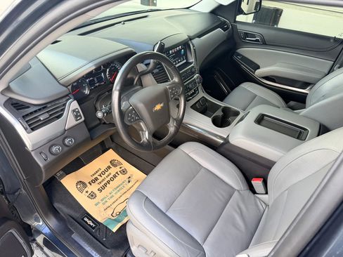Used 2019 Chevrolet Suburban LT image 10