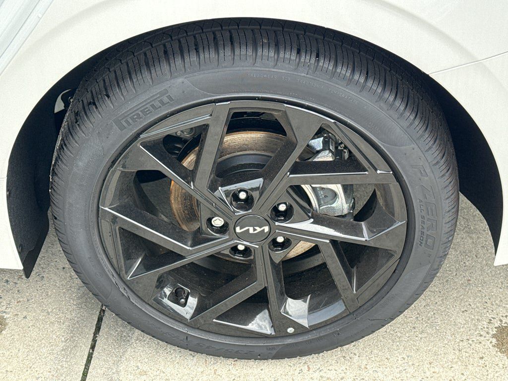 New 2026 Kia K5 GT-Line w/ GT-Line Premium Package FWD image 25