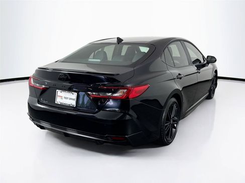 Certified 2026 Toyota Camry Hybrid FWD image 2