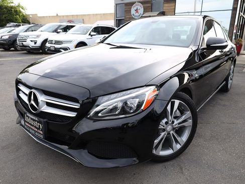 Used 2015 Mercedes-Benz C 300 Sedan image 4