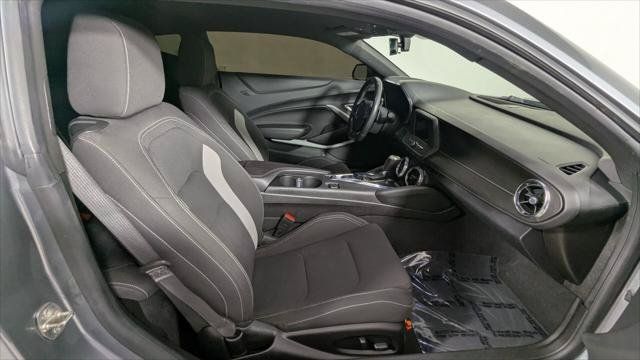 Used 2022 Chevrolet Camaro LT RWD image 19