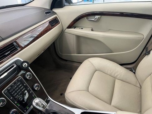 Used 2013 Volvo XC70 T6 image 26