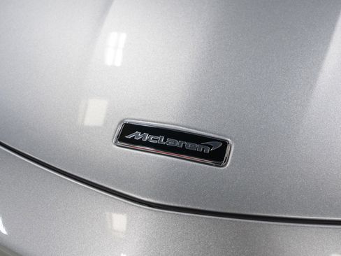 Used 2023 McLaren GT image 16