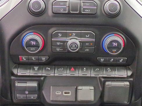 Used 2023 Chevrolet Silverado 2500 LTZ image 19