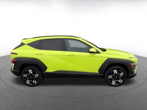 Used 2025 Hyundai Kona SEL image 15