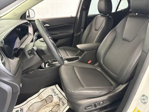 Used 2024 Buick Encore GX Sport Touring w/ Comfort Package FWD image 30