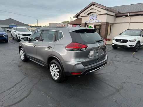 Used 2018 Nissan Rogue S FWD image 4