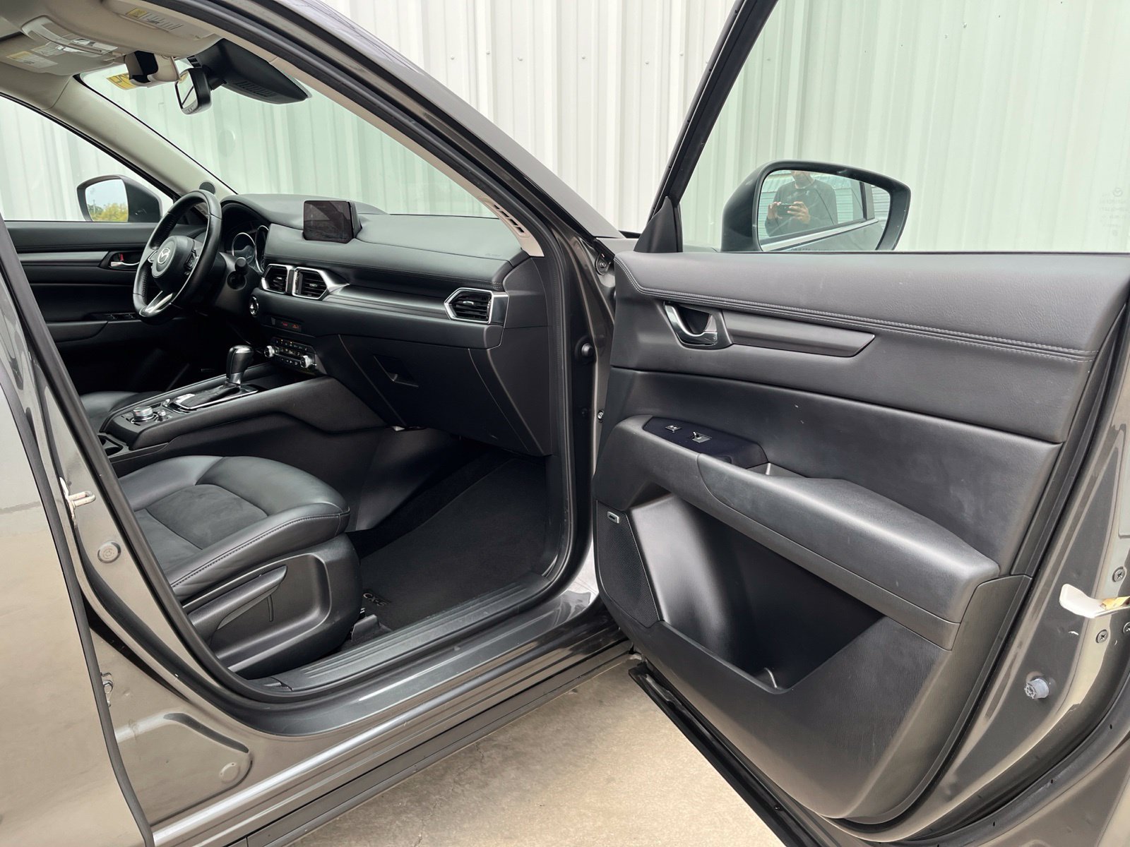 Used 2020 MAZDA CX-5 Touring FWD image 16