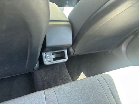 Used 2025 Kia K4 LXS FWD image 24