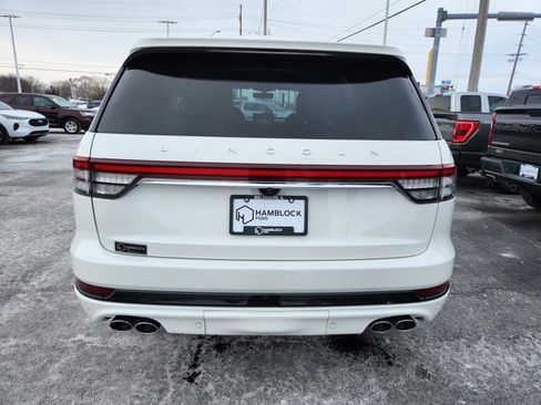 Used 2021 Lincoln Aviator Grand Touring w/ Elements Package Plus image 5