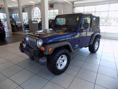 Used 2005 Jeep Wrangler Sport w/ 30" Tire & Wheel Group AWD/4WD image 3
