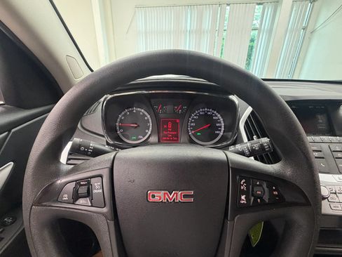 Used 2017 GMC Terrain SLE FWD image 24