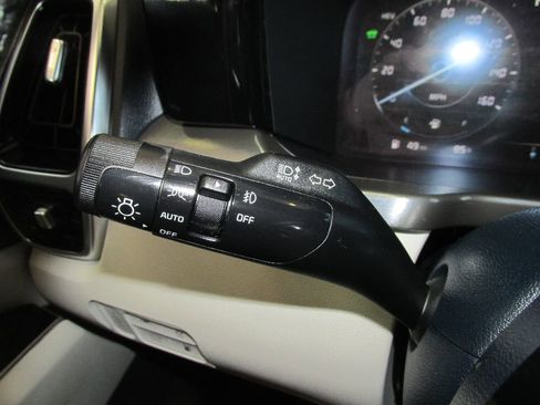 Used 2022 Kia Sorento SX Prestige w/ Panoramic Sunroof Package image 20