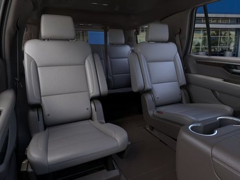 New 2026 Chevrolet Tahoe LT w/ Comfort Package RWD image 17