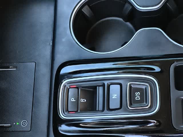 Certified 2025 Honda Pilot Touring image 16