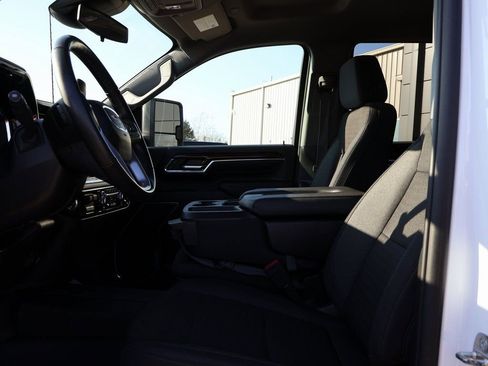 Used 2024 GMC Sierra 2500 SLE image 22