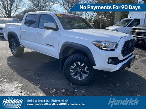 Used 2021 Toyota Tacoma TRD Off-Road image 1