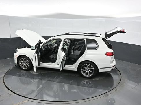 Used 2021 BMW X7 xDrive40i w/ Premium Package AWD/4WD image 72