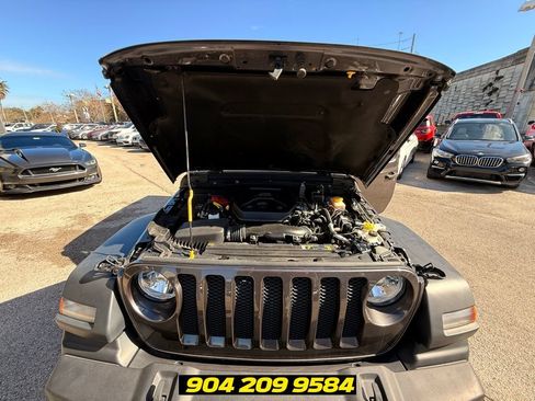 Used 2023 Jeep Wrangler Unlimited Sport AWD/4WD image 41