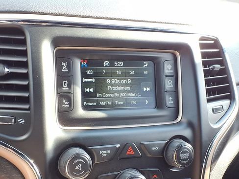 Used 2015 Jeep Grand Cherokee Laredo w/ Quick Order Package 23E image 22