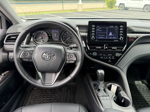 Used 2024 Toyota Camry SE w/ Convenience Package FWD image 16