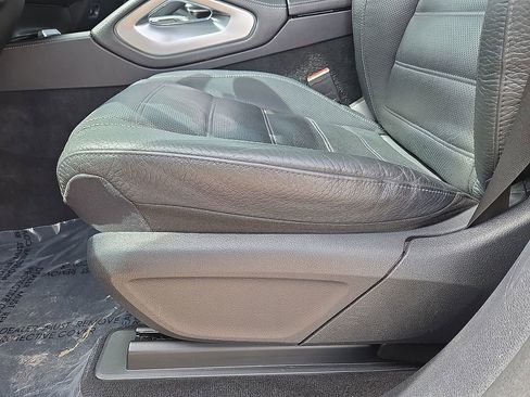 Used 2021 Mercedes-Benz GLS 580 4MATIC image 22