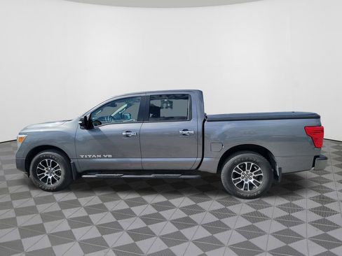 Used 2020 Nissan Titan SV RWD image 14