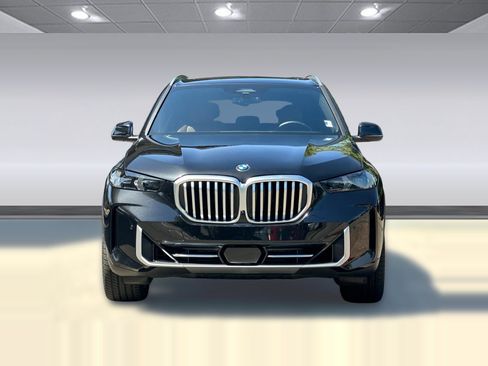 Used 2024 BMW X5 xDrive40i w/ Parking Assistance Package AWD/4WD image 5