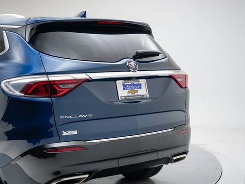 Used 2023 Buick Enclave Essence w/ Experience Buick Package image 10