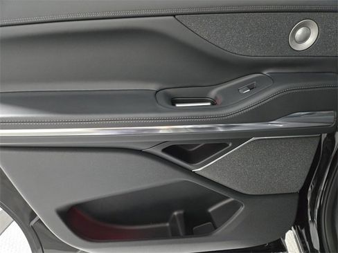 New 2025 Lincoln Navigator L Reserve image 22