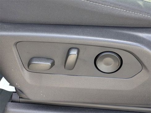 Used 2024 GMC Sierra 1500 Elevation image 20