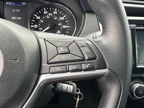 Used 2018 Nissan Rogue S FWD image 39