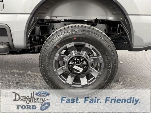Used 2025 Ford F250 XL w/ STX Appearance Package image 23