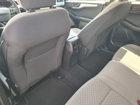 Certified 2022 Ford Escape SE w/ SE Sport Appearance Package FWD image 12