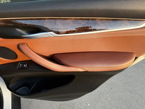 Used 2016 BMW X5 xDrive40e image 20