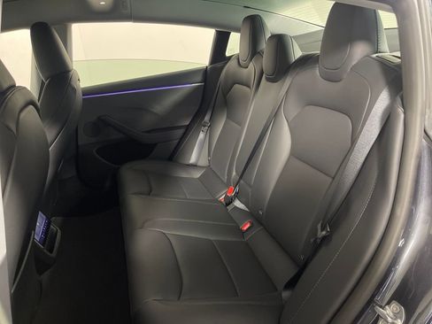 Used 2025 Tesla Model 3 Long Range image 13