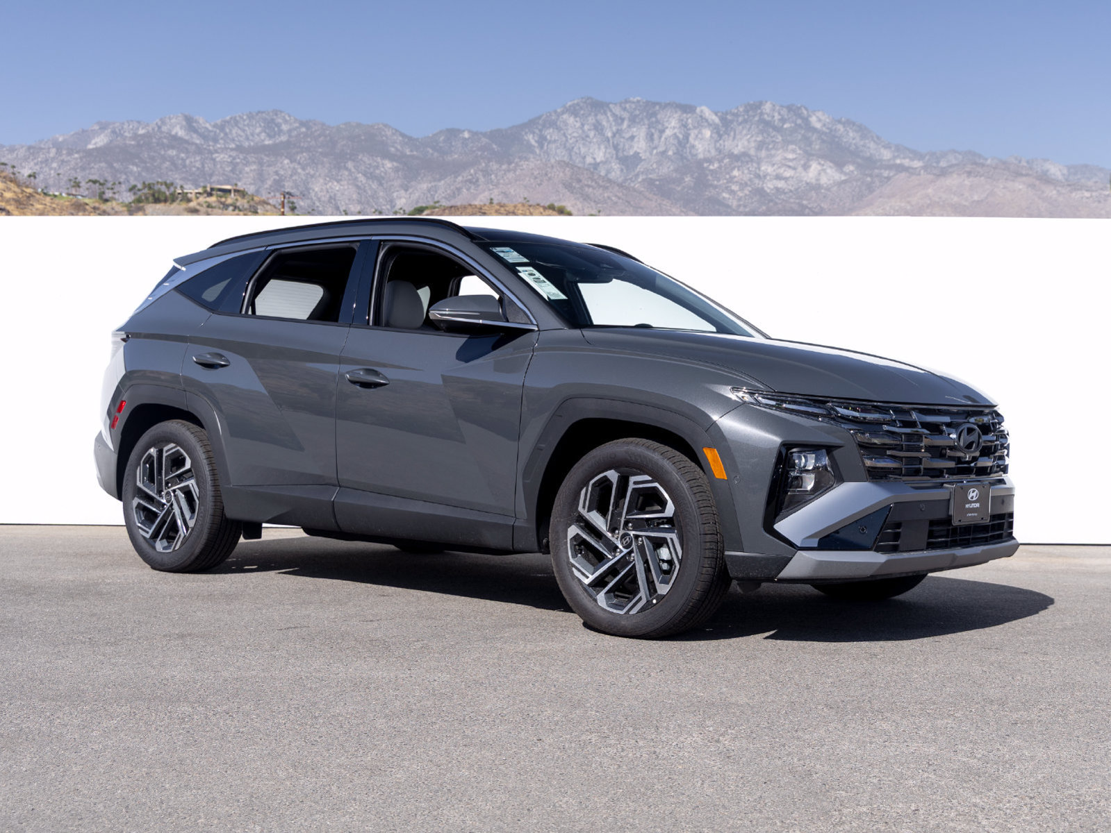 New 2026 Hyundai Tucson Limited FWD image 8