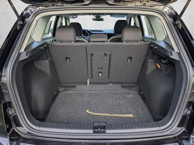 Used 2023 Volkswagen Taos S FWD image 6