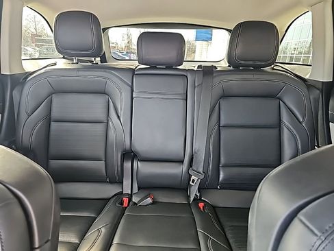 Used 2024 Lincoln Nautilus Reserve image 10